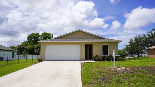 26 Ne 12th Terrace, Cape Coral