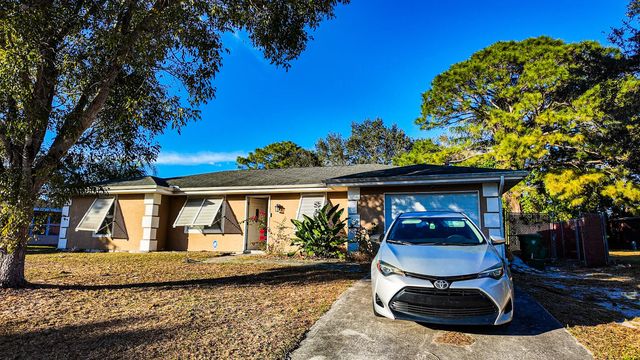 410 Sw Kentwood Road, Port St. Lucie