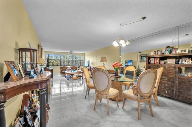 5 of 24 - 10400 Nw 30th Court #305, Sunrise, FL