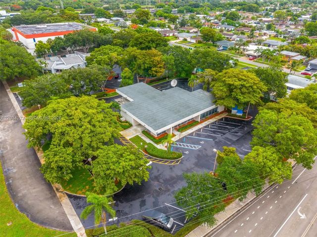 3 of 32 - 8200 N University Drive, Tamarac, FL