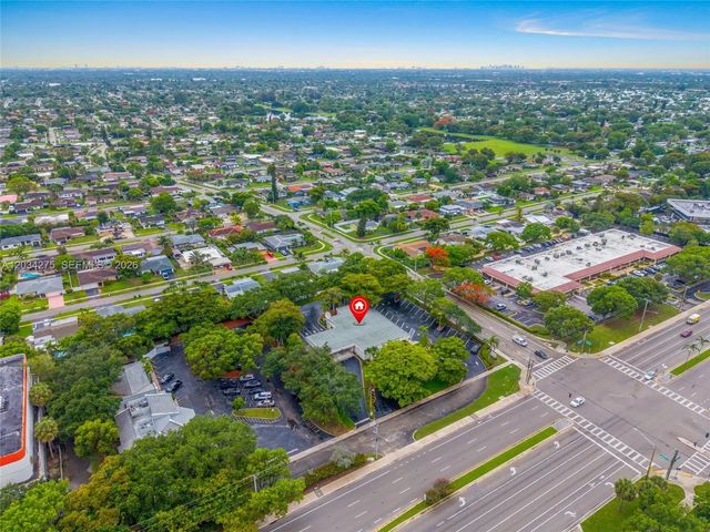 8200 N University Drive, Tamarac