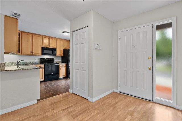 2 of 35 - 325 Pennington Court, Royal Palm Beach, FL