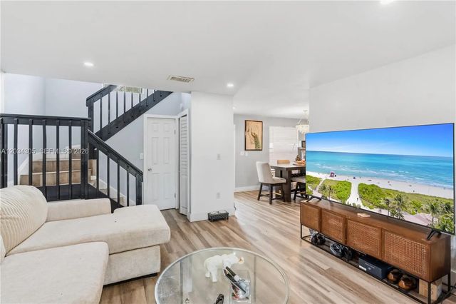 3 of 21 - 3463 Cluster Road, Miramar, FL