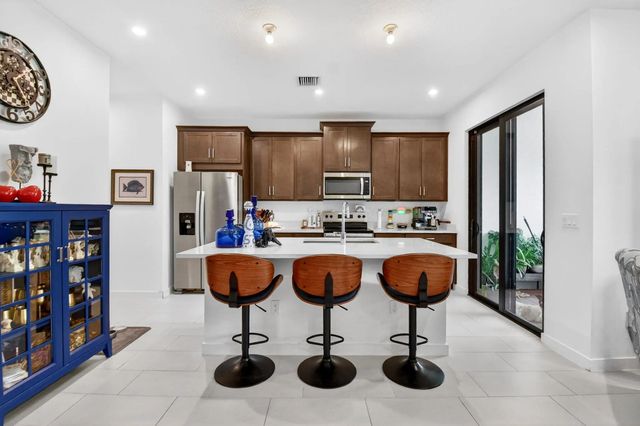 4 of 33 - 7351 Lenora Lane, Lake Worth, FL