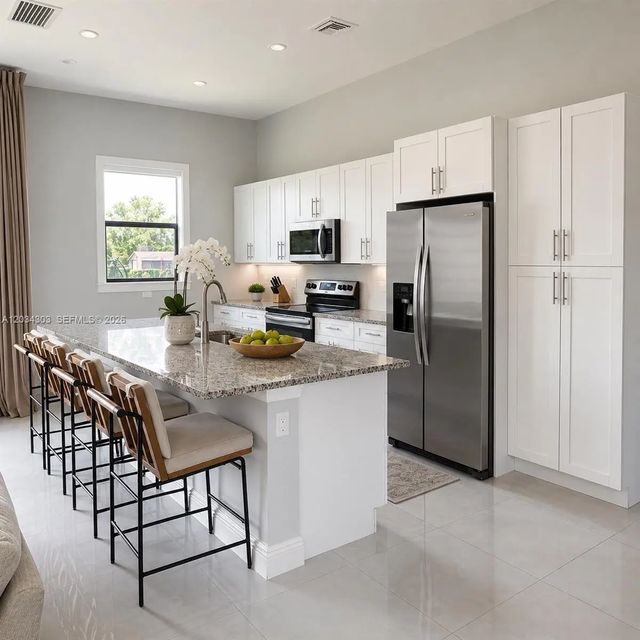 3 of 12 - 4210 58th Avenue Ne, Naples, FL