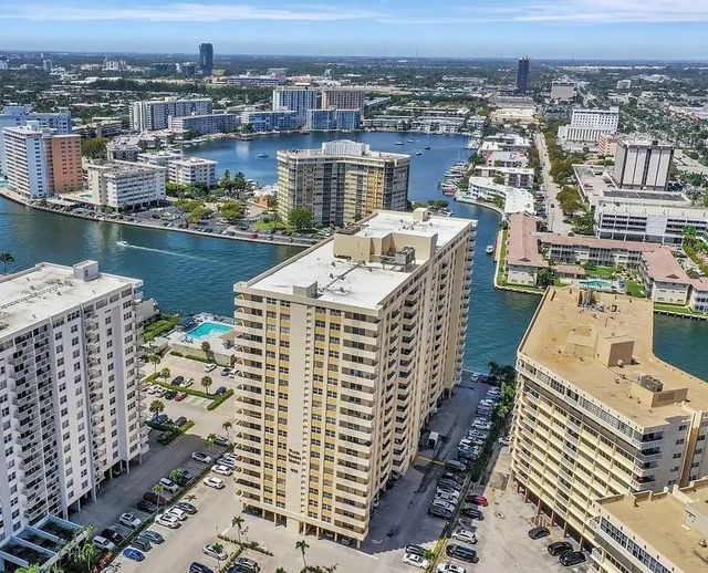 1833 S Ocean Drive #1209, Hallandale