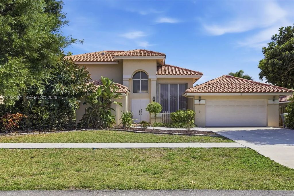 9612 N Carousel Circle N, Boca Raton
