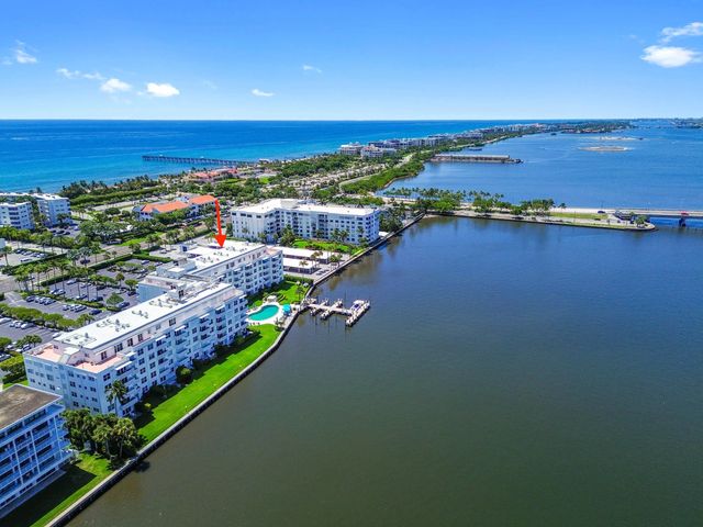 2 of 19 - 2840 S Ocean Boulevard #109, Palm Beach, FL