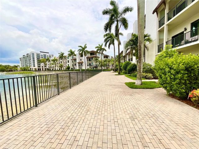 4 of 50 - 4700 Nw 84th Avenue #15, Doral, FL