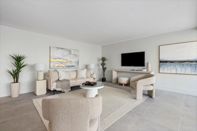 3 of 49 - 2800 E Sunrise Boulevard #4c, Fort Lauderdale, FL