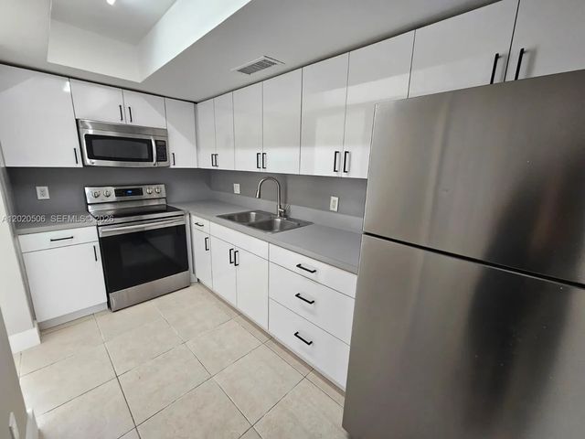 13700 Ne 6th Avenue #106, North Miami