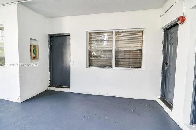 5 of 24 - 13700 Ne 6th Avenue #106, North Miami, FL
