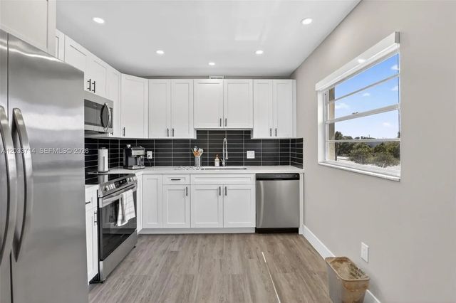 3 of 50 - 151 Sw 135th Terrace #314t, Pembroke Pines, FL
