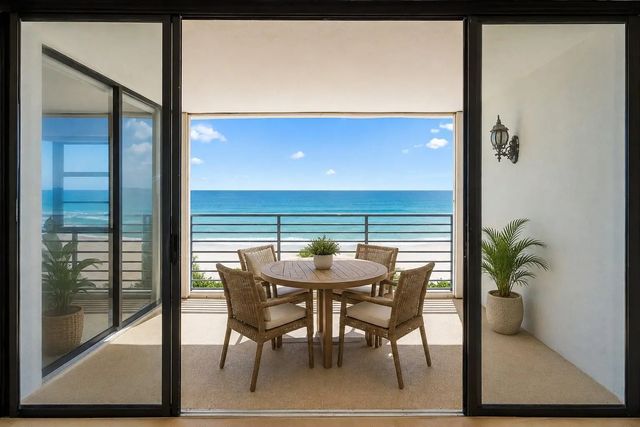 4 of 27 - 900 Ocean Drive #106, Juno Beach, FL