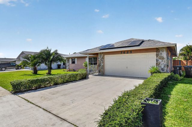4 of 54 - 7625 Woodland Creek Lane, Lake Worth, FL