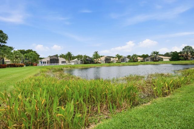 4 of 49 - 7558 Tarpon Cove Circle, Lake Worth, FL