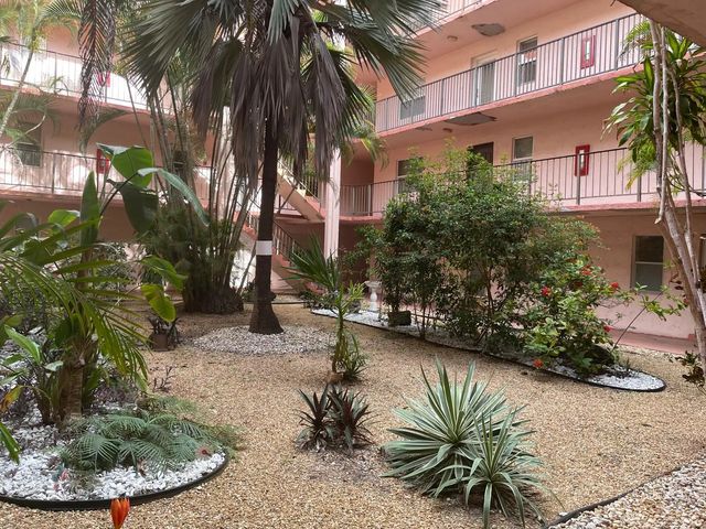 4 of 26 - 2851 Somerset Drive #111, Oakland Park, FL