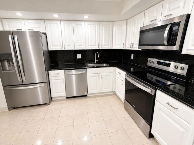 907 Cypress Terrace #201, Pompano Beach