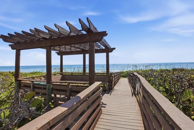 3 of 27 - 4200 N Hwy A1a #112, Hutchinson Island, FL