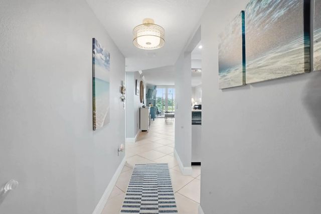 4 of 27 - 4200 N Hwy A1a #112, Hutchinson Island, FL