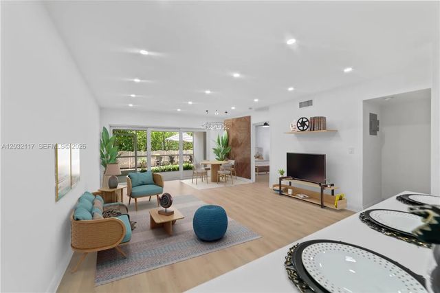 5 of 32 - 4812 Ne 23rd Avenue #3, Fort Lauderdale, FL