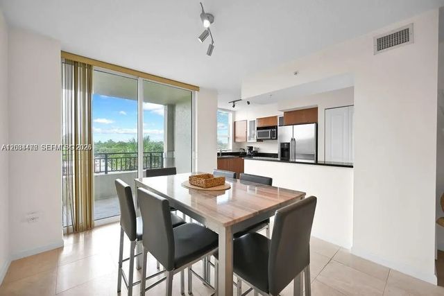 3 of 10 - 610 W Las Olas Boulevard #312n, Fort Lauderdale, FL