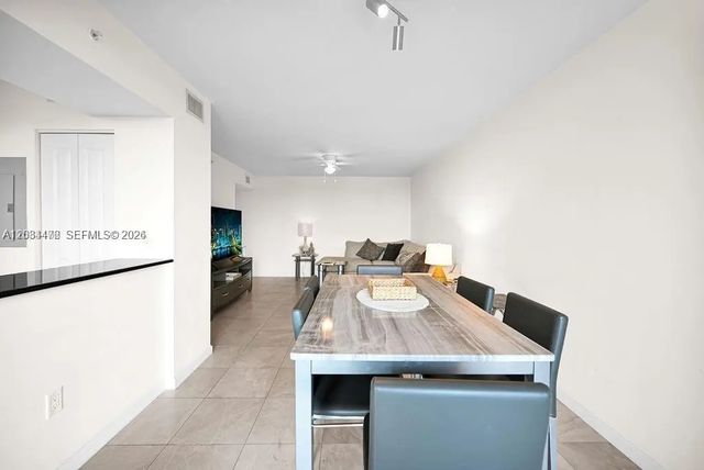 4 of 10 - 610 W Las Olas Boulevard #312n, Fort Lauderdale, FL