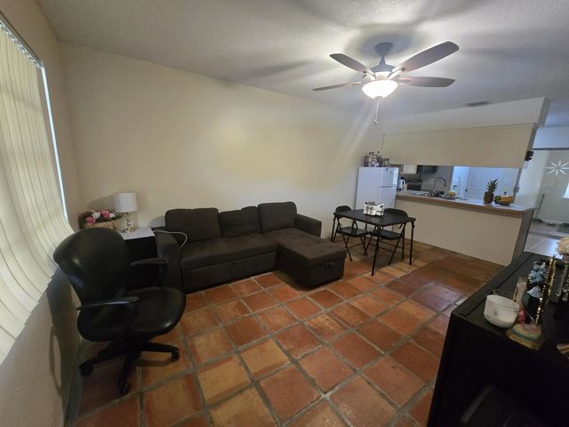 3 of 49 - 3560 Nw 3rd Avenue #1-2, Pompano Beach, FL