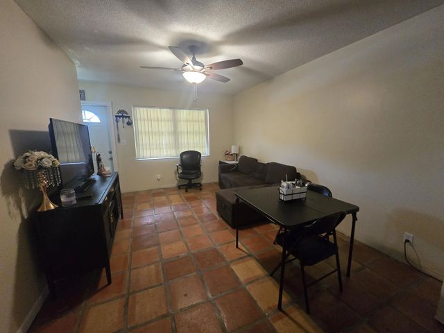 4 of 49 - 3560 Nw 3rd Avenue #1-2, Pompano Beach, FL