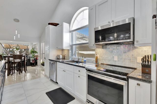 4 of 66 - 2354 Saratoga Bay Drive, West Palm Beach, FL