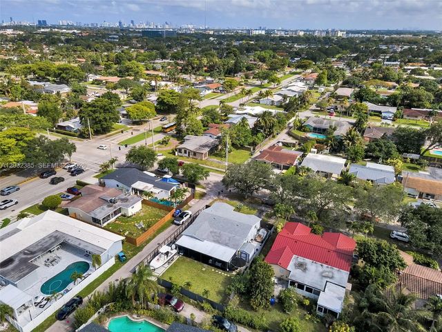 4 of 30 - 4621 Johnson Street, Hollywood, FL