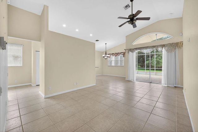 3 of 67 - 171 Nw Lawton Road, Port St. Lucie, FL
