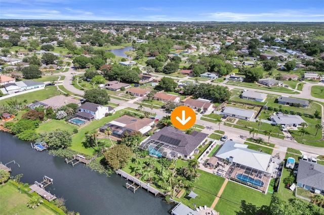 470 Ne Cornwall, Port St. Lucie