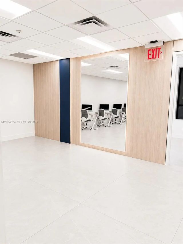 3 of 16 - 1110 Ponce De Leon Boulevard, Coral Gables, FL