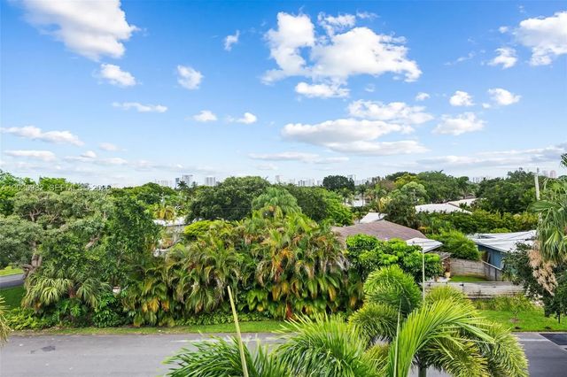 5 of 25 - 4517 Ne 21st Avenue #5, Fort Lauderdale, FL