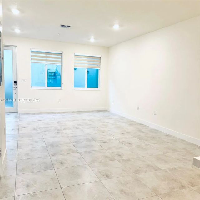 4 of 23 - 10295 Nw 64th Terrace #104, Doral, FL