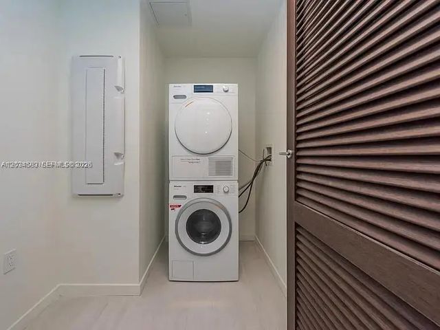 5 of 25 - 1000 Brickell Plaza #3509, Miami, FL