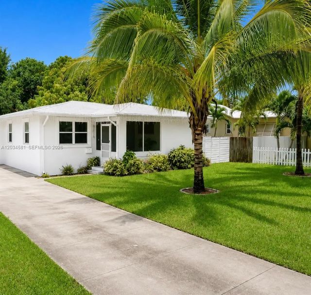 2735 Dewey Street, Hollywood