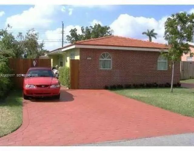625 Sw 3rd Street, Hallandale Beach