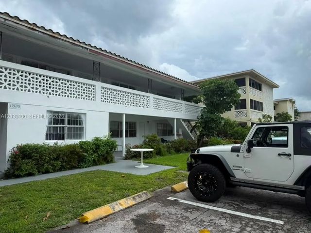 5 of 17 - 11970 Ne 19th Drive, North Miami, FL