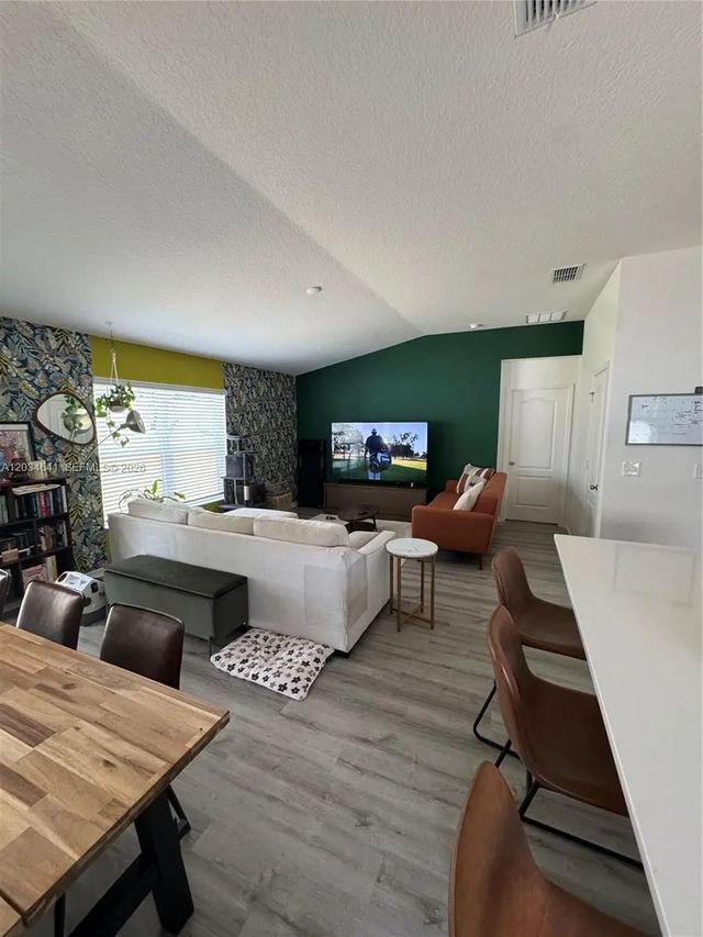3 of 9 - 1459 Geranium Drive, , FL