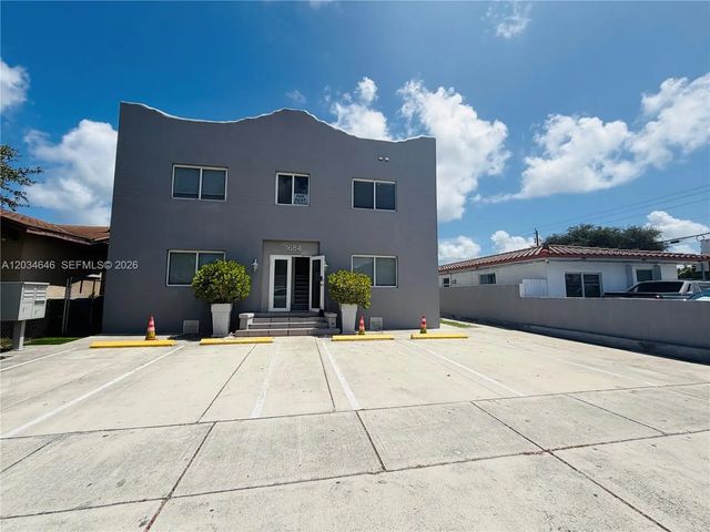 1684 Sw 10th Street, Miami