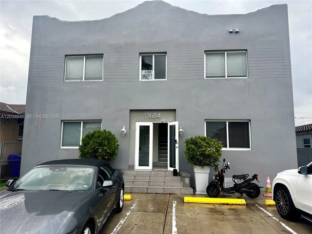 3 of 33 - 1684 Sw 10th Street, Miami, FL