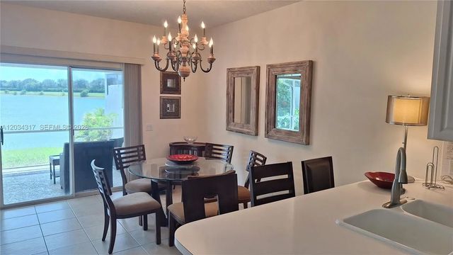 5 of 64 - 2104 Tigris Drive, West Palm Beach, FL