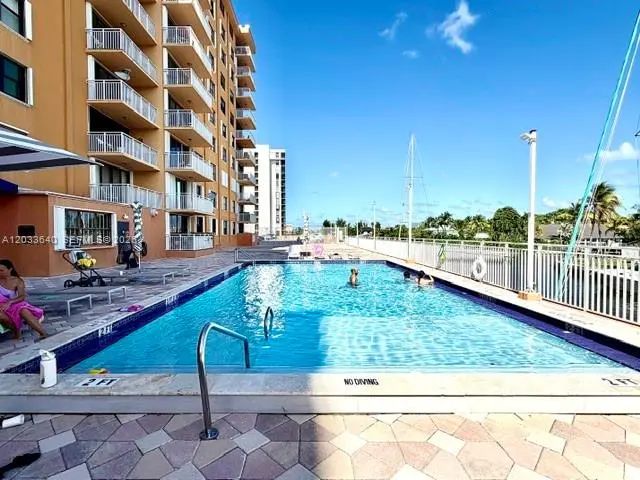 2 of 19 - 2450 Ne 135th Street #704, North Miami, FL