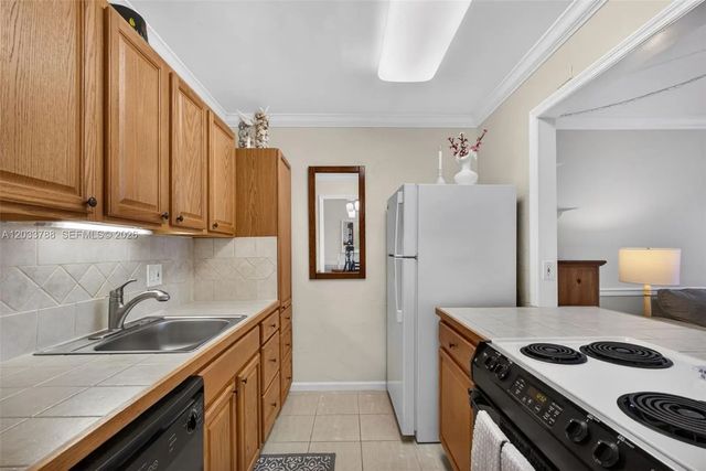 4 of 38 - 112 Doolen Court #306, North Palm Beach, FL