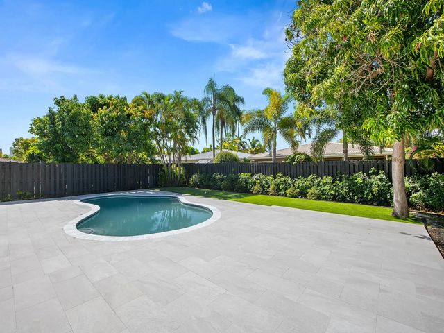 3 of 28 - 1750 Ne 49th Street, Fort Lauderdale, FL