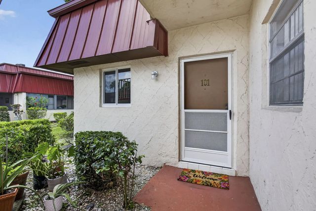 3 of 26 - 12020 W Greenway Drive #101, Royal Palm Beach, FL