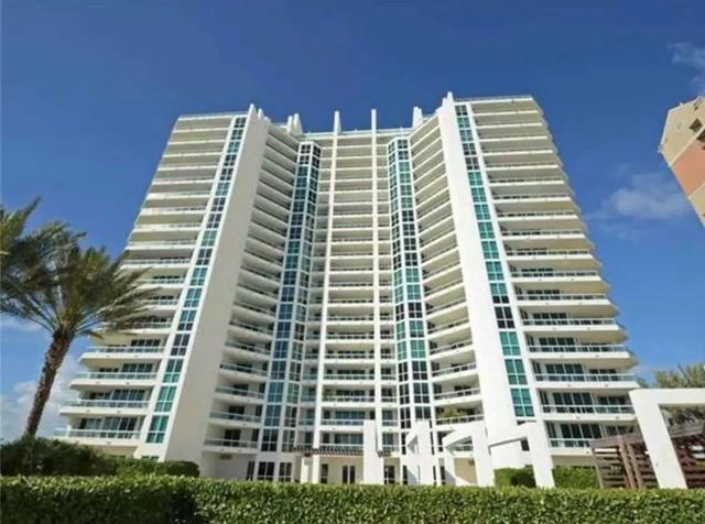 2 of 58 - 101 S Fort Lauderdale Beach Boulevard #1706, Fort Lauderdale, FL