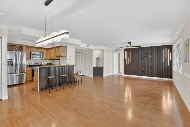 4 of 57 - 150 Ne 15th Avenue #140, Fort Lauderdale, FL